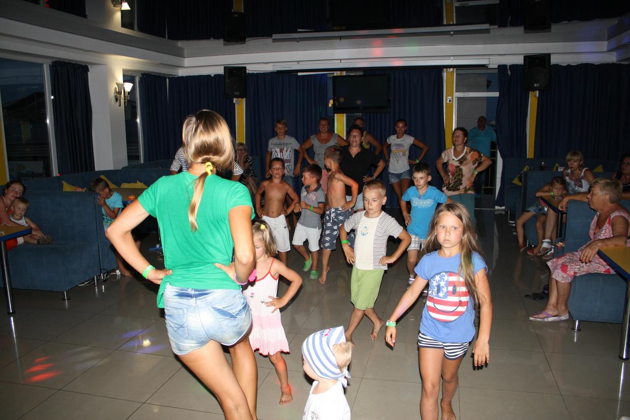 Green Hotel-Club Zatoka Luaran gambar
