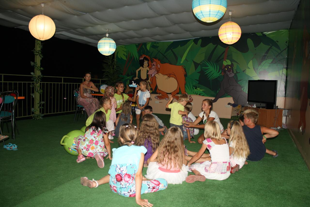 Green Hotel-Club Zatoka Luaran gambar